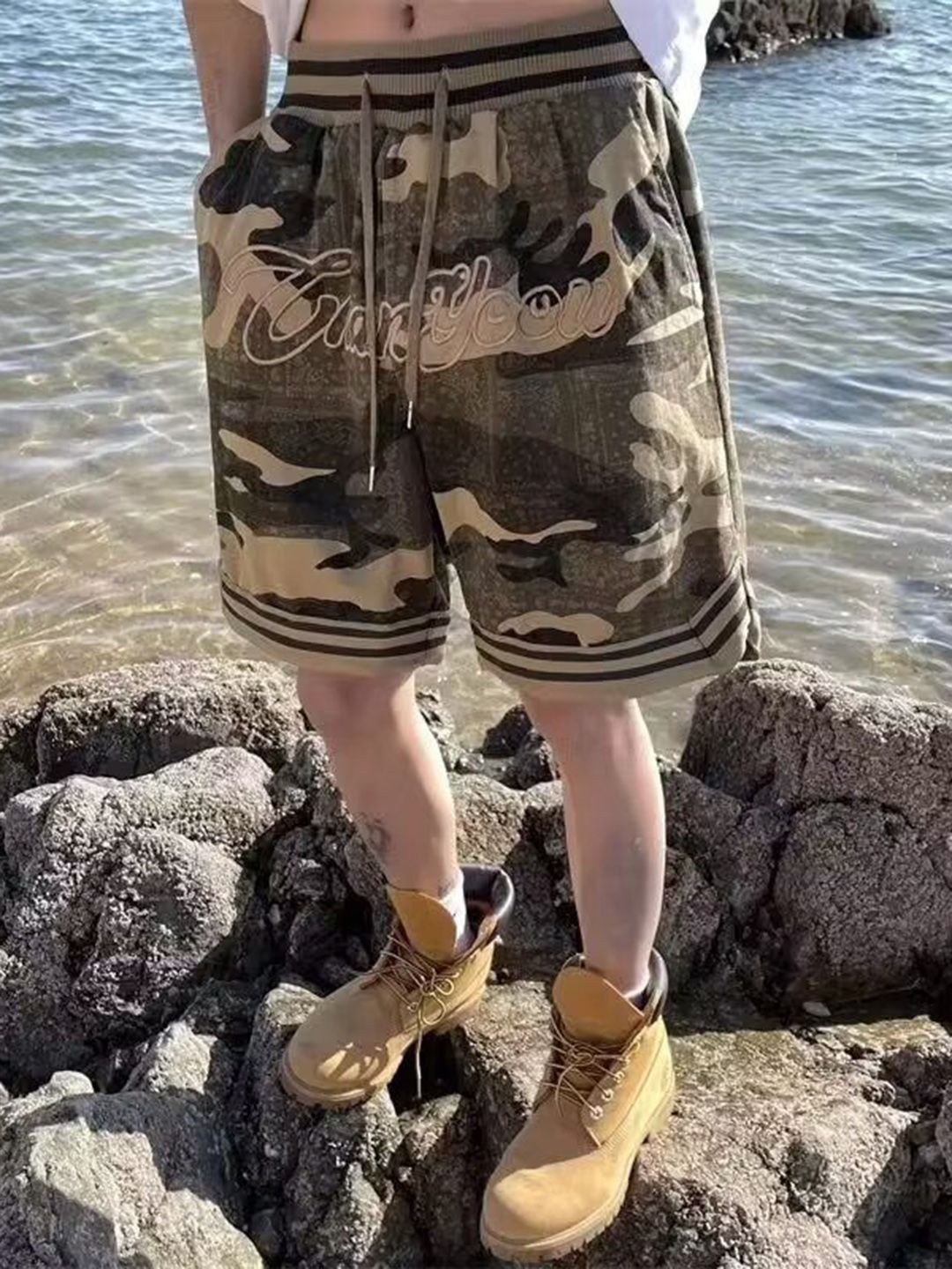 Men Camouflage Print Shorts