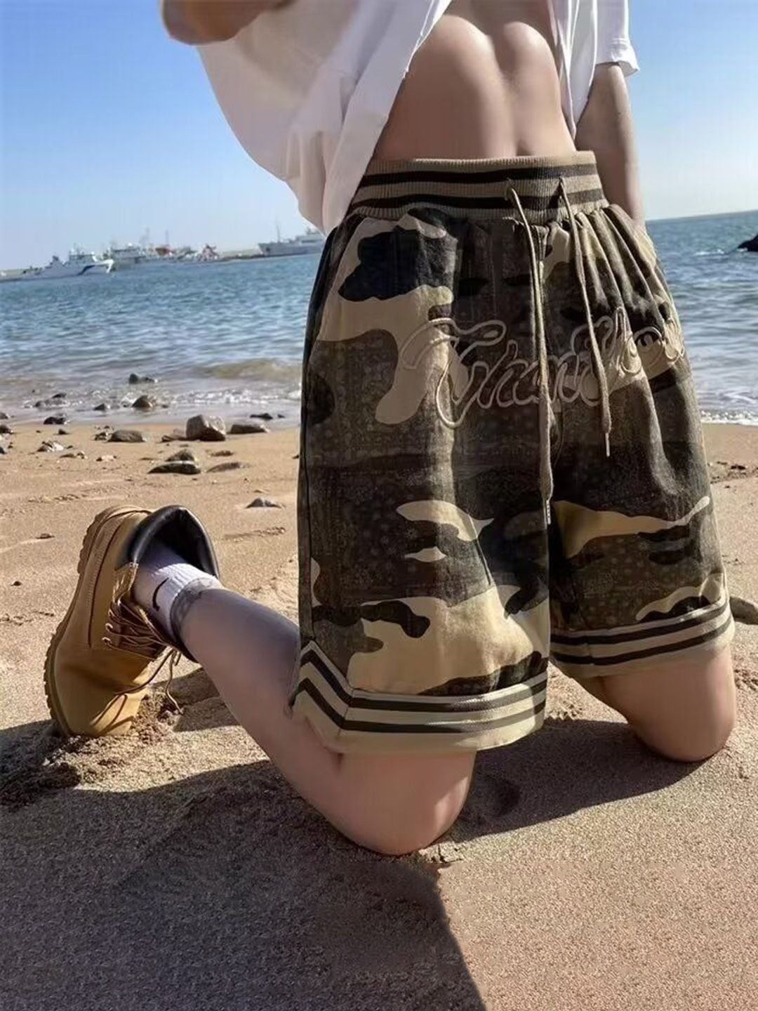 Men Camouflage Print Shorts