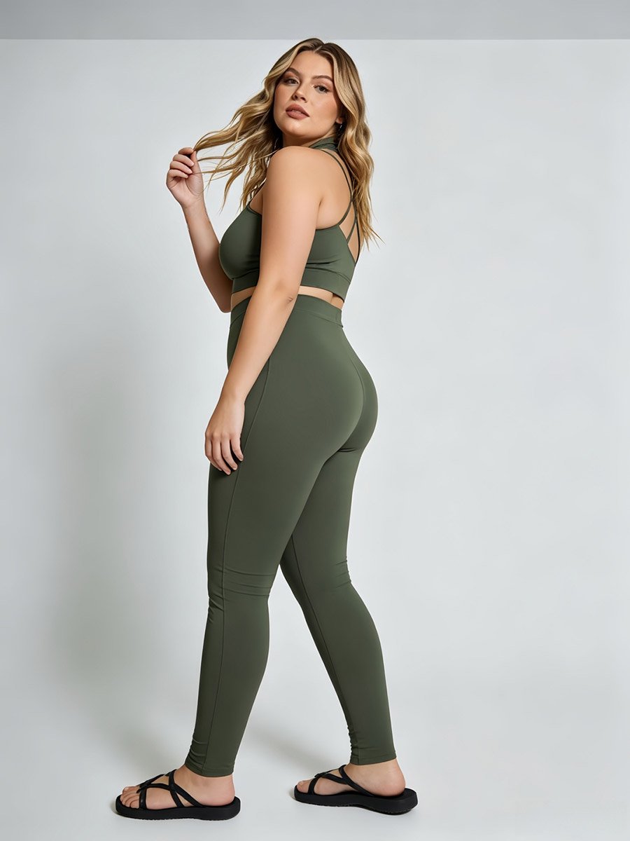 Plus Size Green Solid Leggings