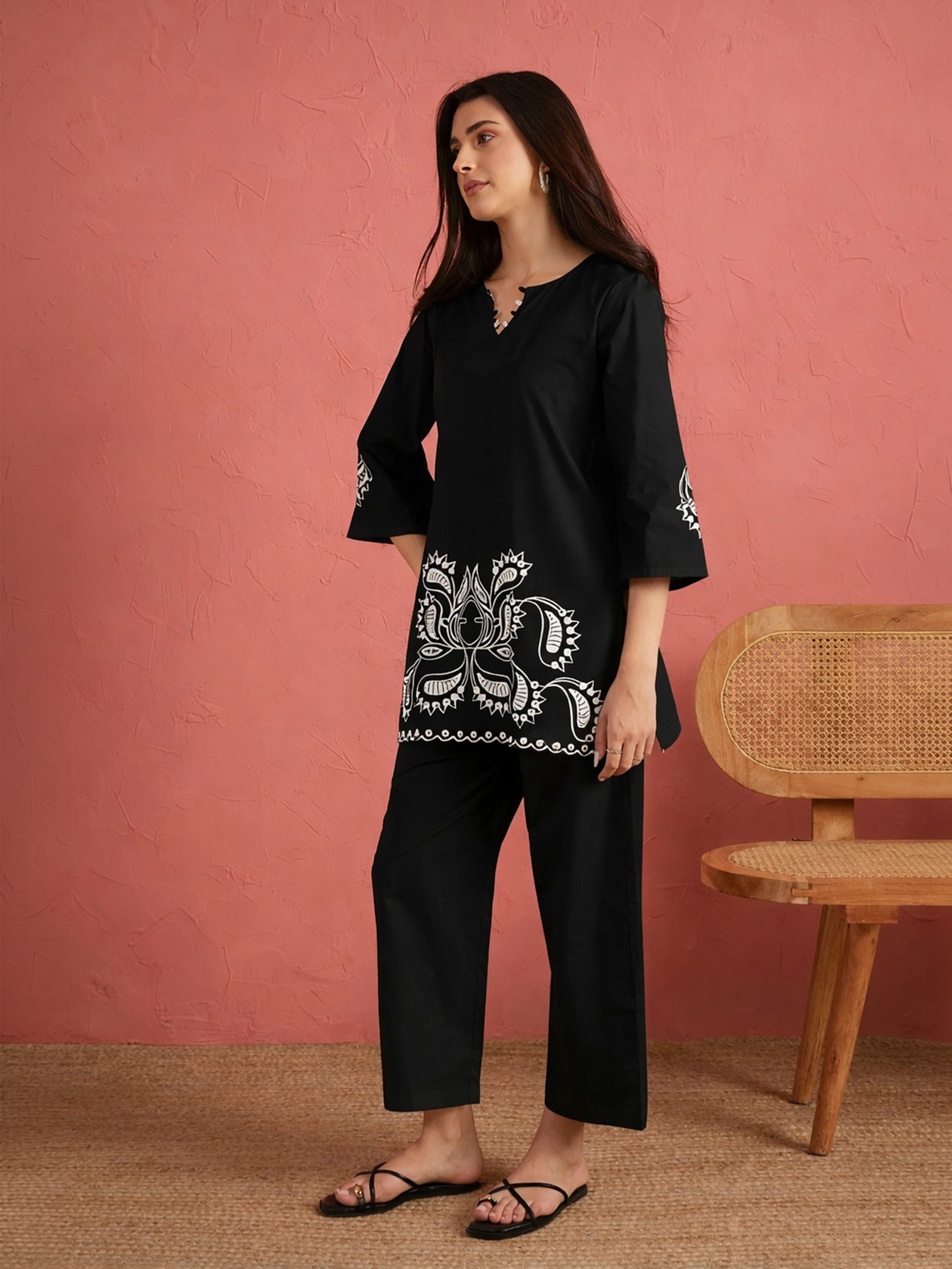 Black Embroidered Kurta and Straight Pants Set
