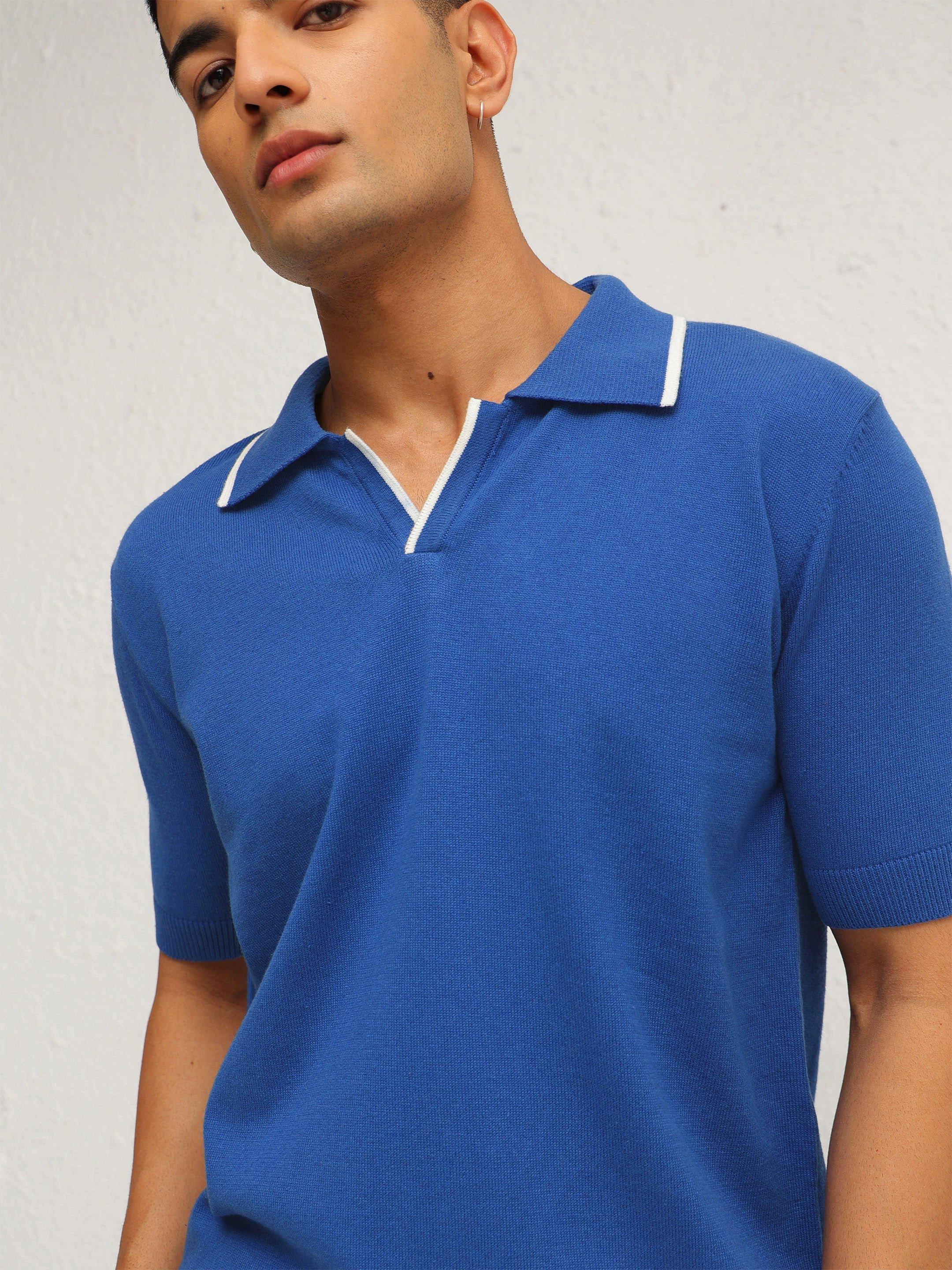 Men Blue Relaxed Fit Knitted Polo T-Shirt