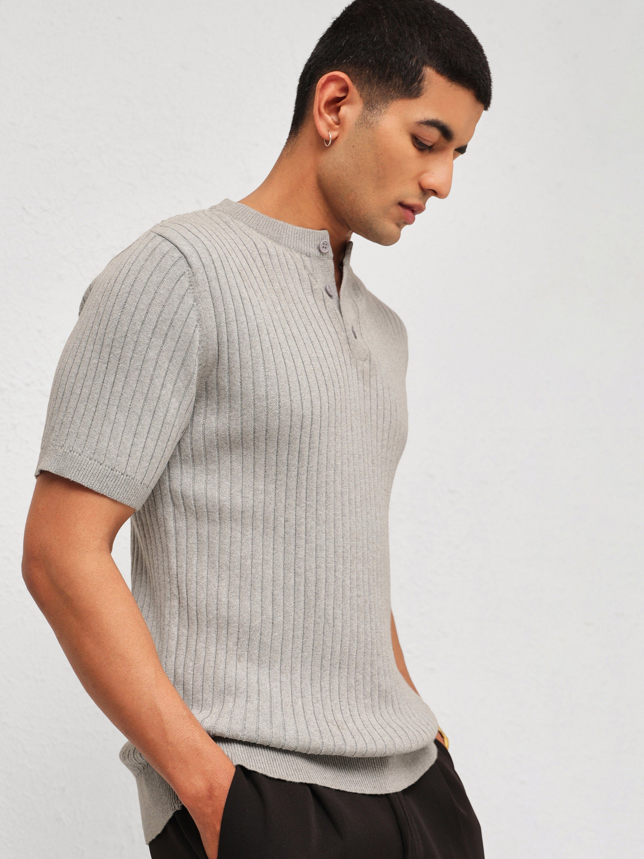 Men Grey Rib Relaxed Fit Henley T-Shirt