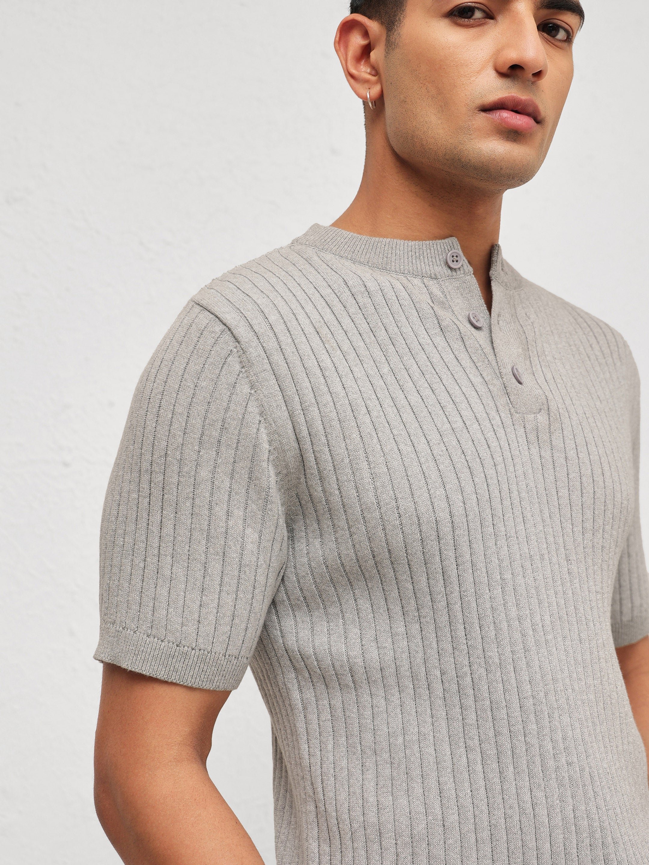 Men Grey Rib Relaxed Fit Henley T-Shirt