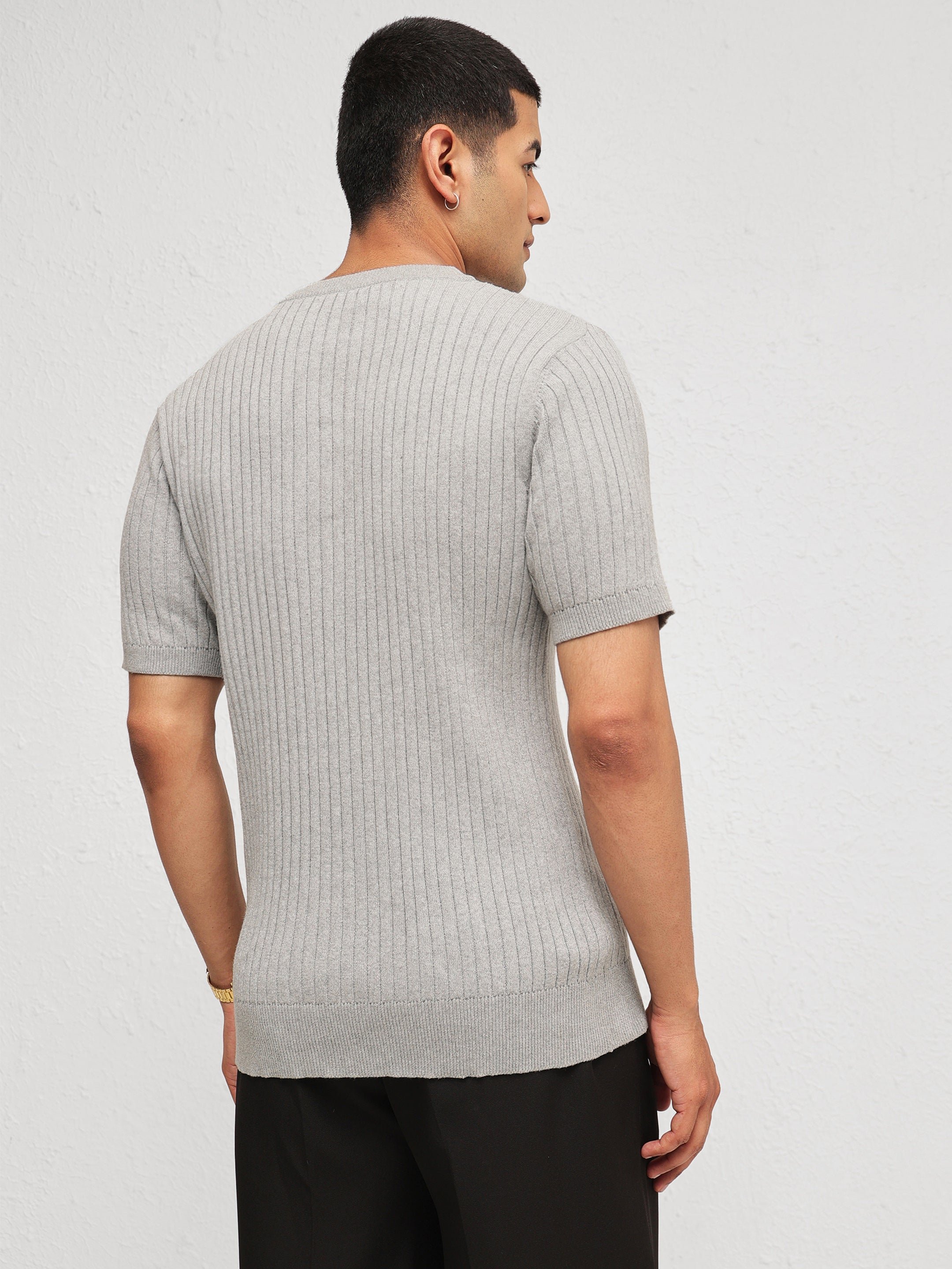 Men Grey Rib Relaxed Fit Henley T-Shirt