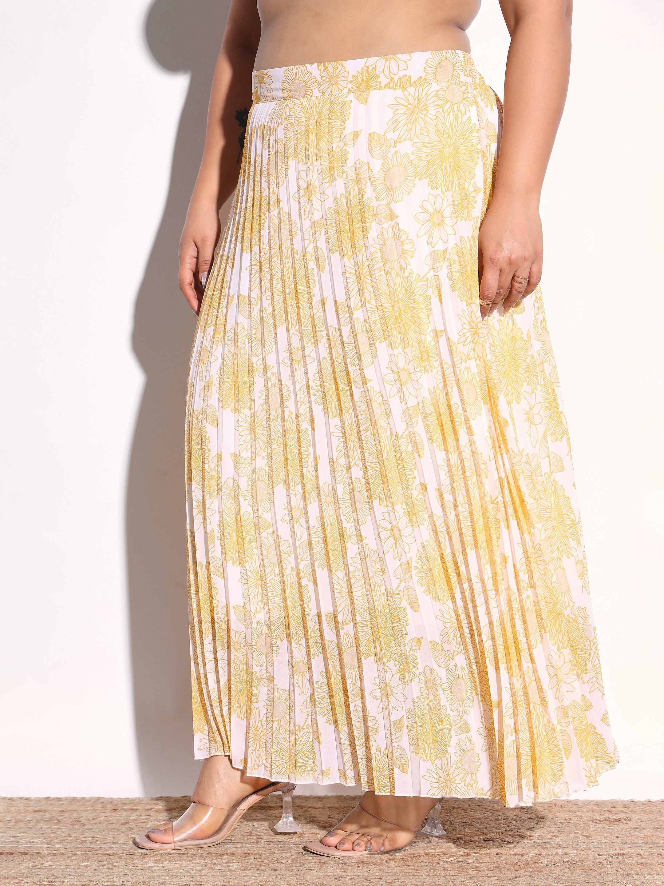 Plus Size Yellow Floral Print Accordion Pleated Maxi Skirt 