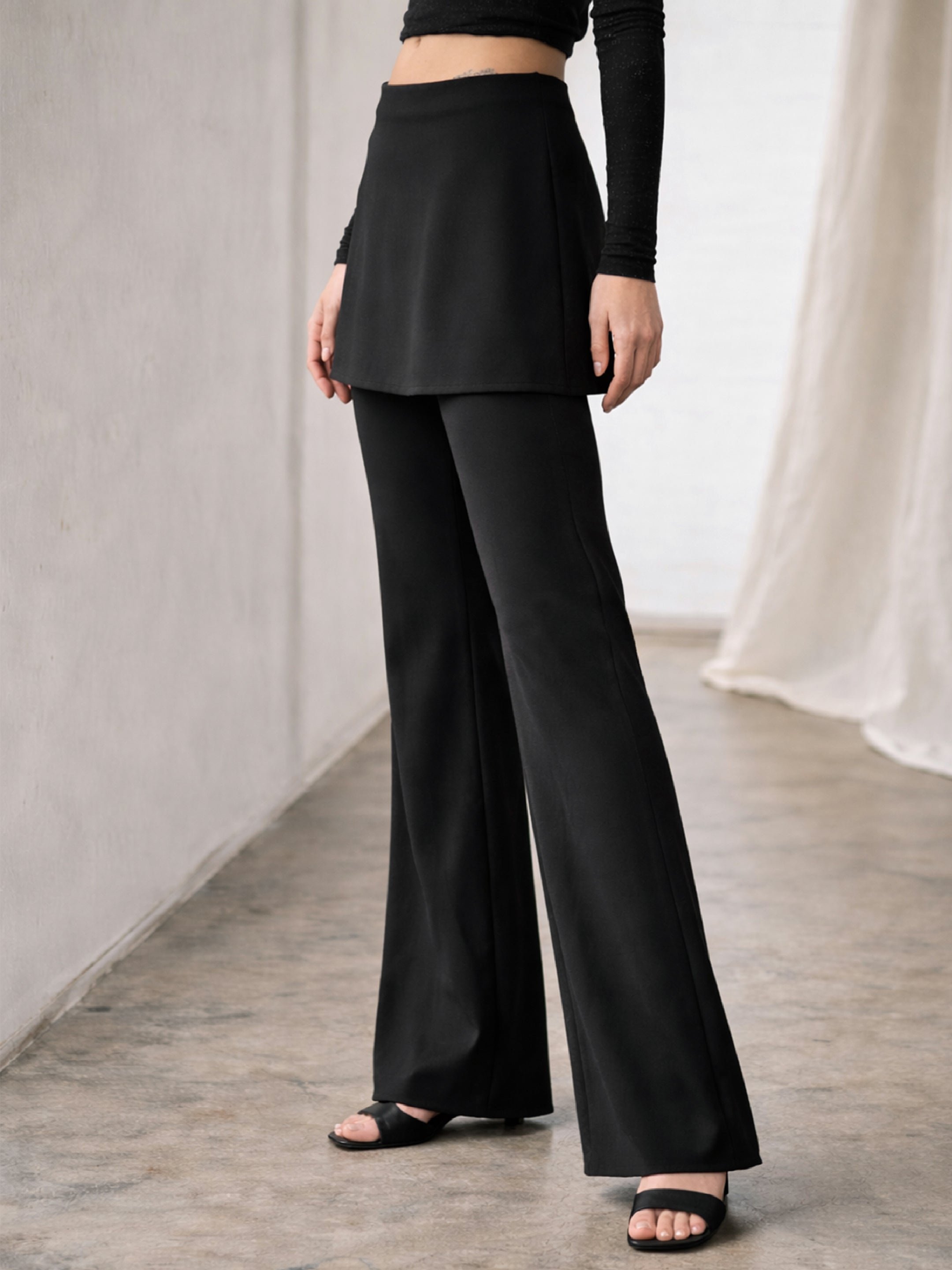 Black Solid Out Layer Skirt Pants