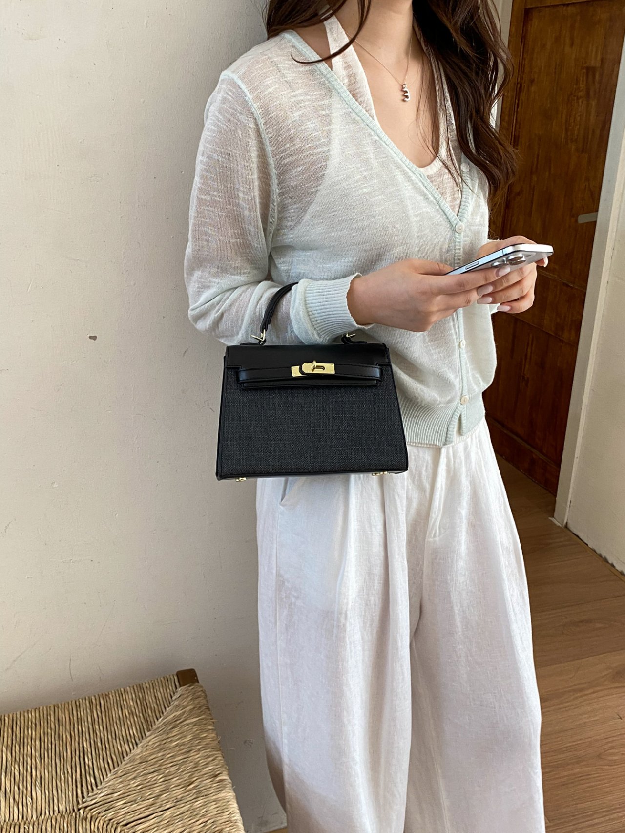 Buckle Decor Flap Handbag
