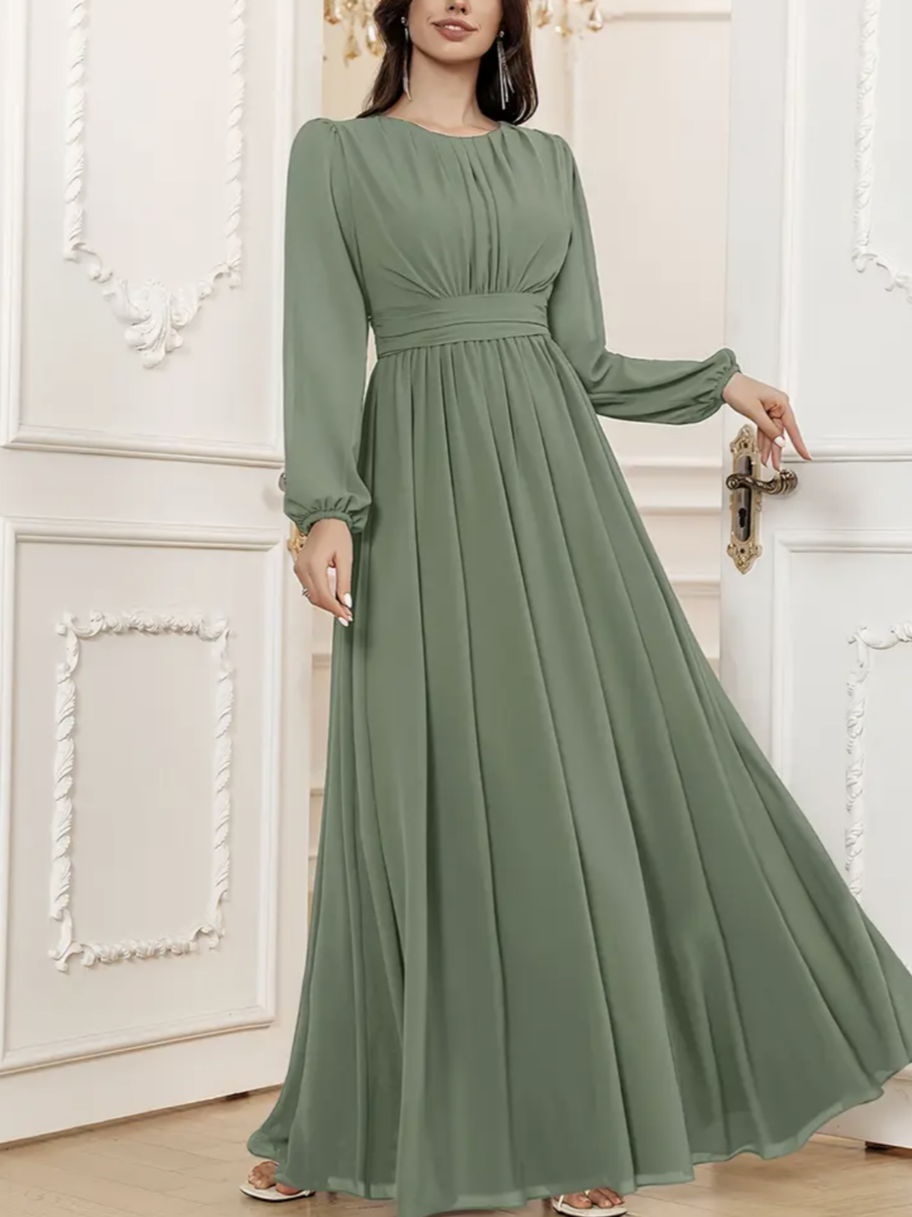 Green Solid Round Neck A-Line Maxi Dress