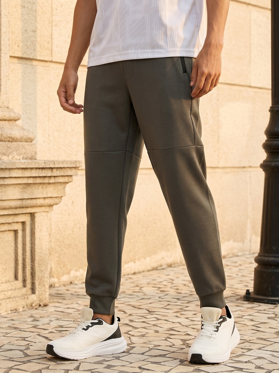Relaxed Fit Pique Joggers