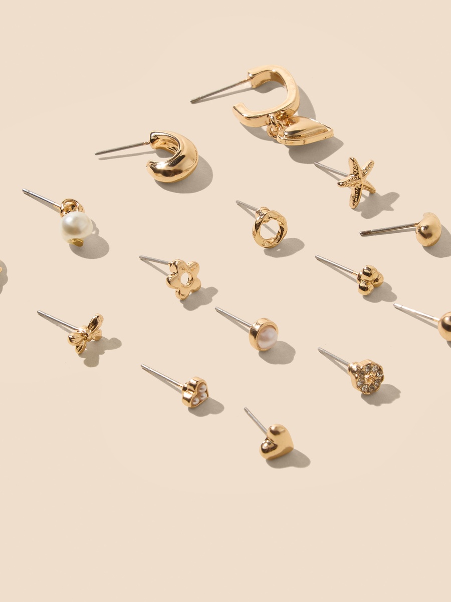 Pack of 16 - Assorted Earrings with Pushback Closure