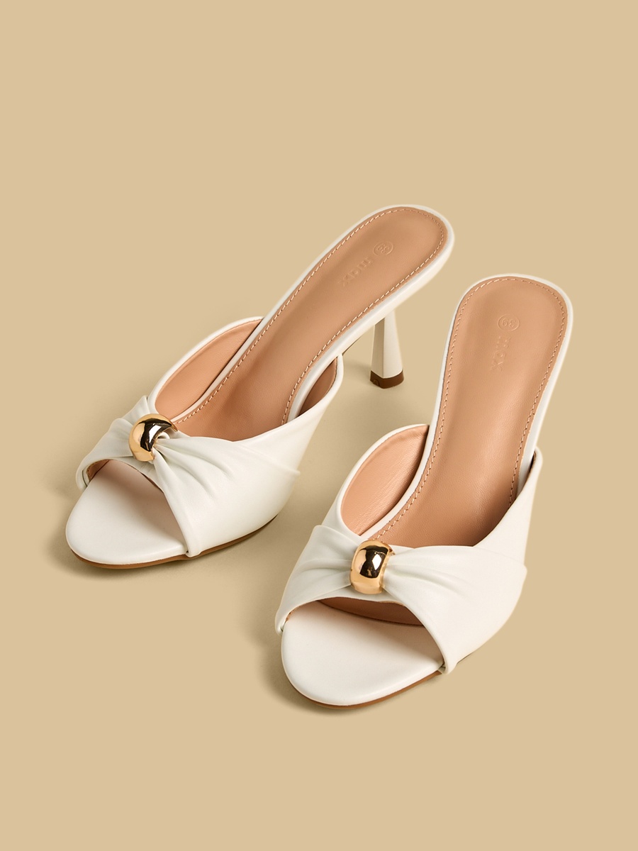 Peep-Toe Flared Heel Sandals