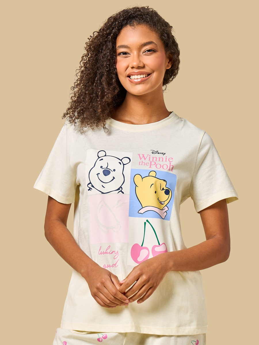 Winnie the Pooh Print Cotton Pyjama Set