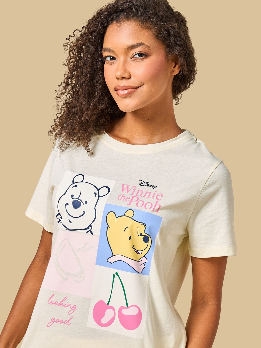 Winnie the Pooh Print Cotton Pyjama Set