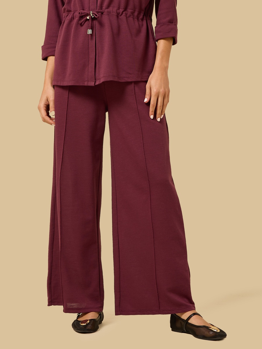 Textured Pintuck Wide Leg Pants