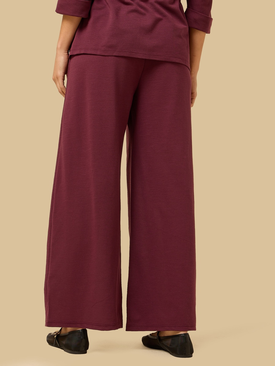 Textured Pintuck Wide Leg Pants