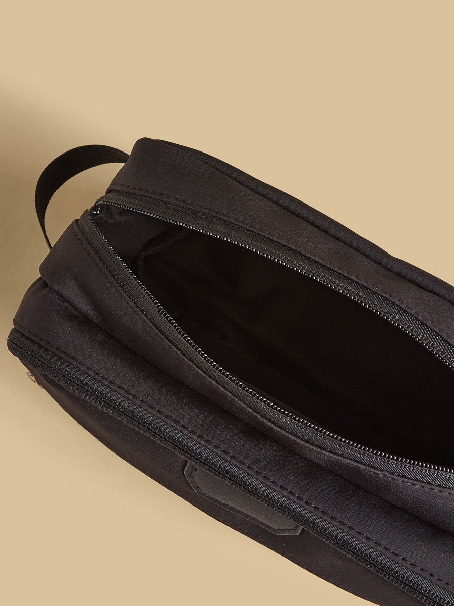 Plain Pouch with Zip Closure