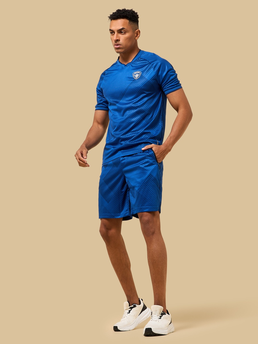 Brave Blues Print V Neck T-Shirt