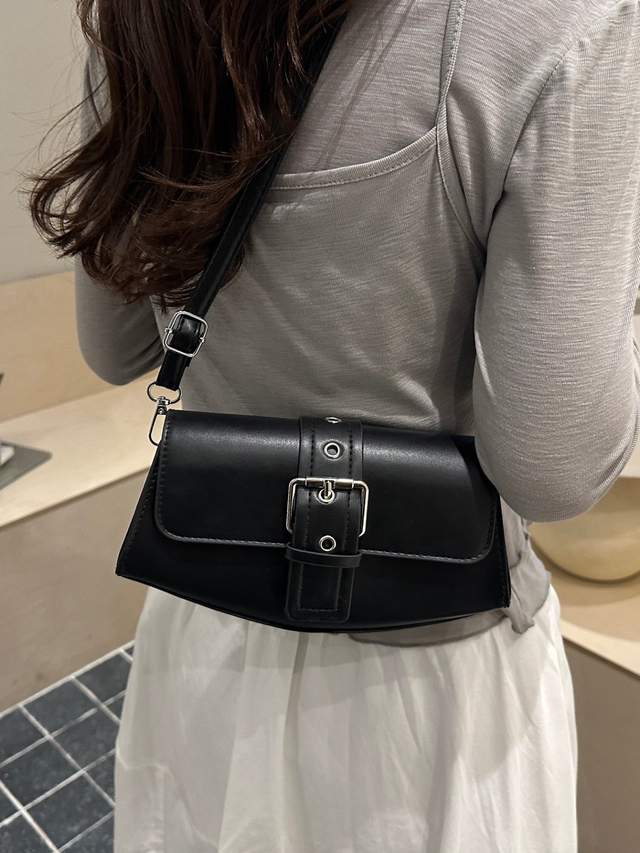 Flap Buckle Detail Crossbody Bag