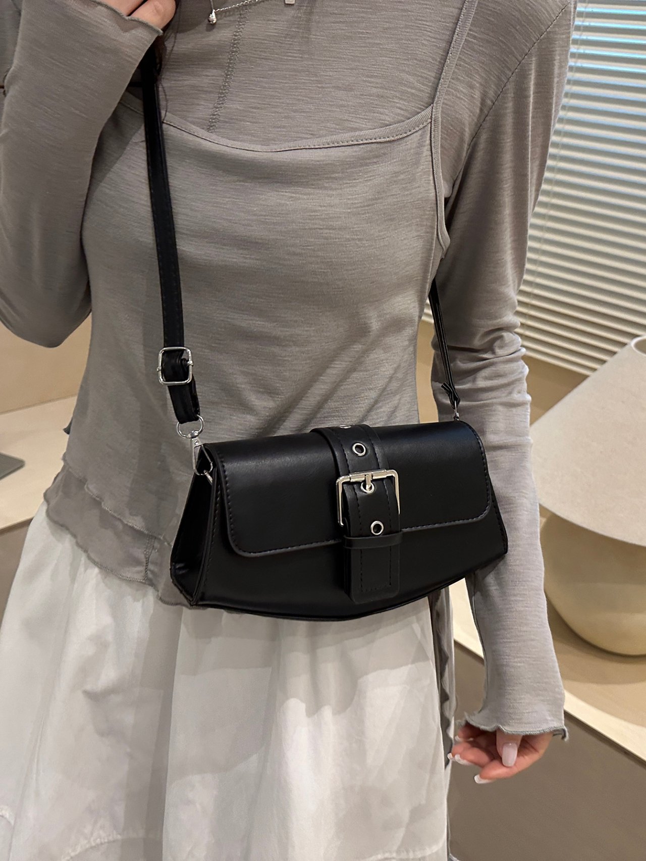 Flap Buckle Detail Crossbody Bag