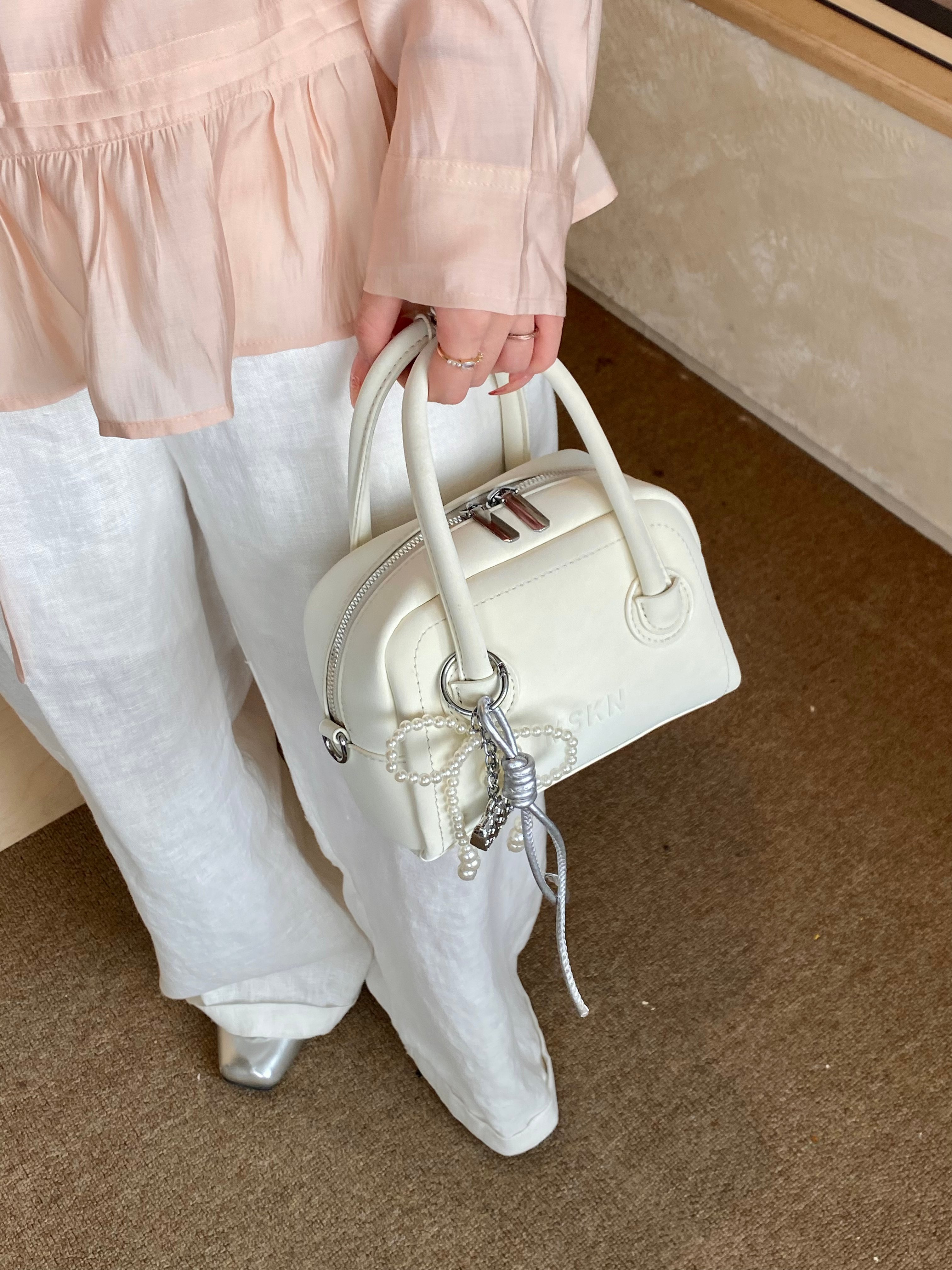 Solid Handbag with Charm