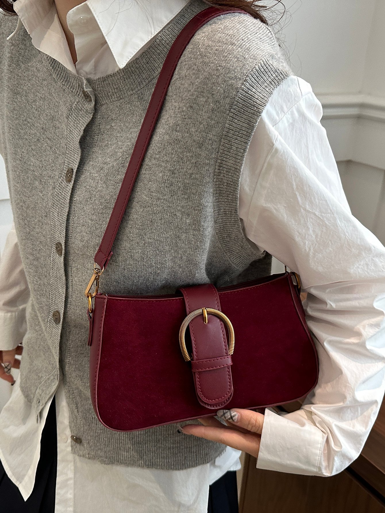 Solid Buckle Flap Detail Shoulder Bag