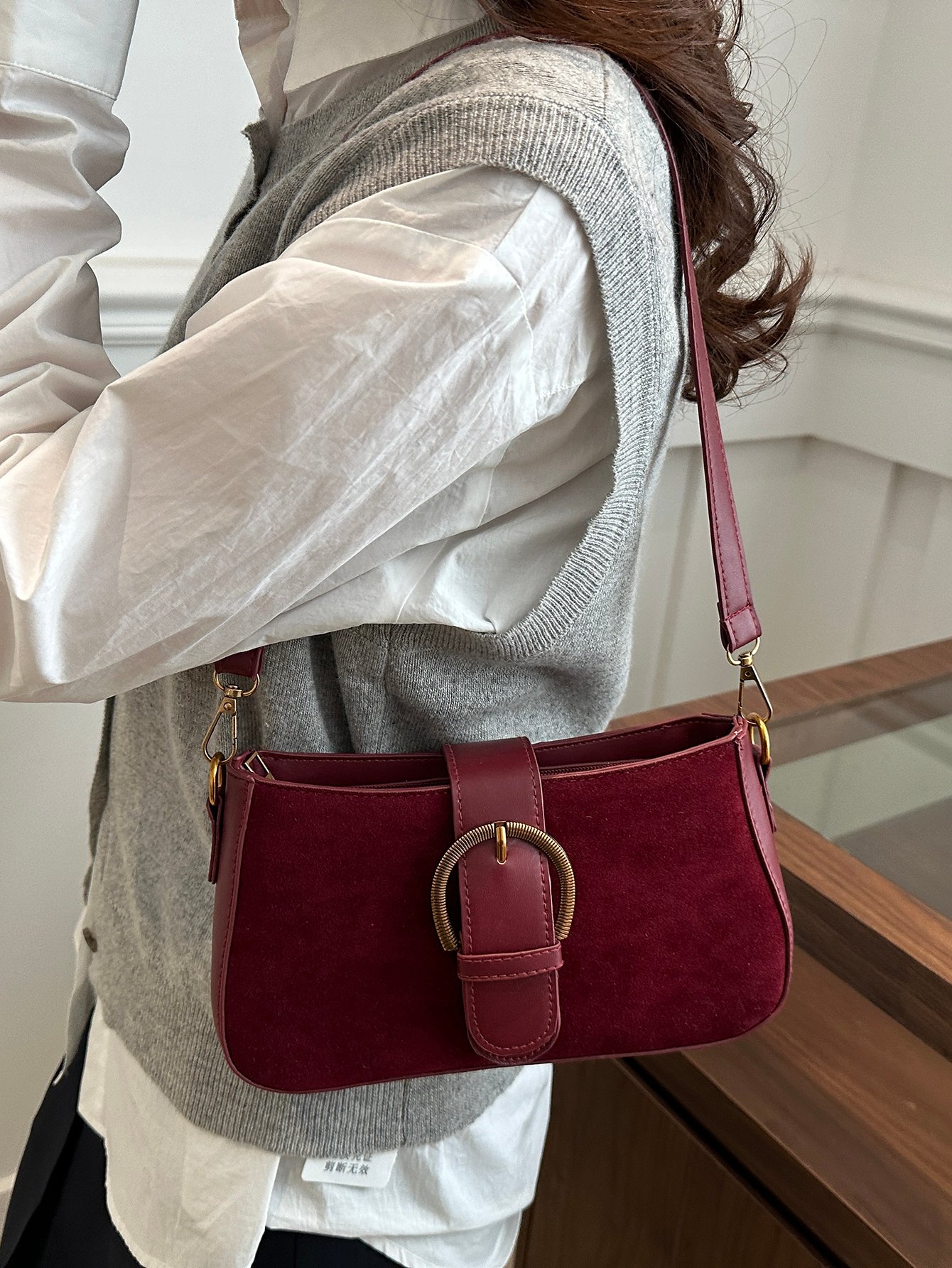 Solid Buckle Flap Detail Shoulder Bag