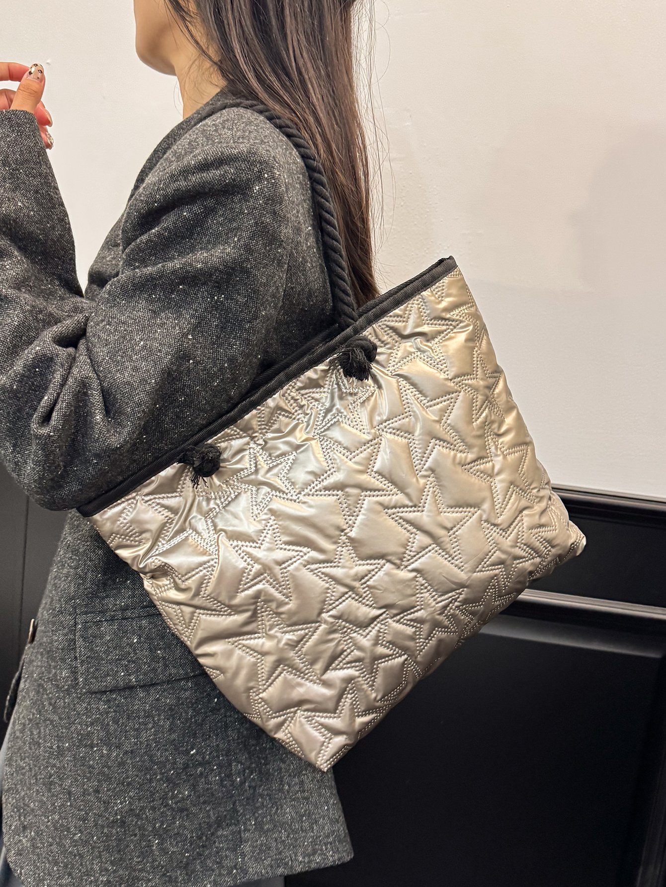 Quilted Star Pattern Shoulder Bag