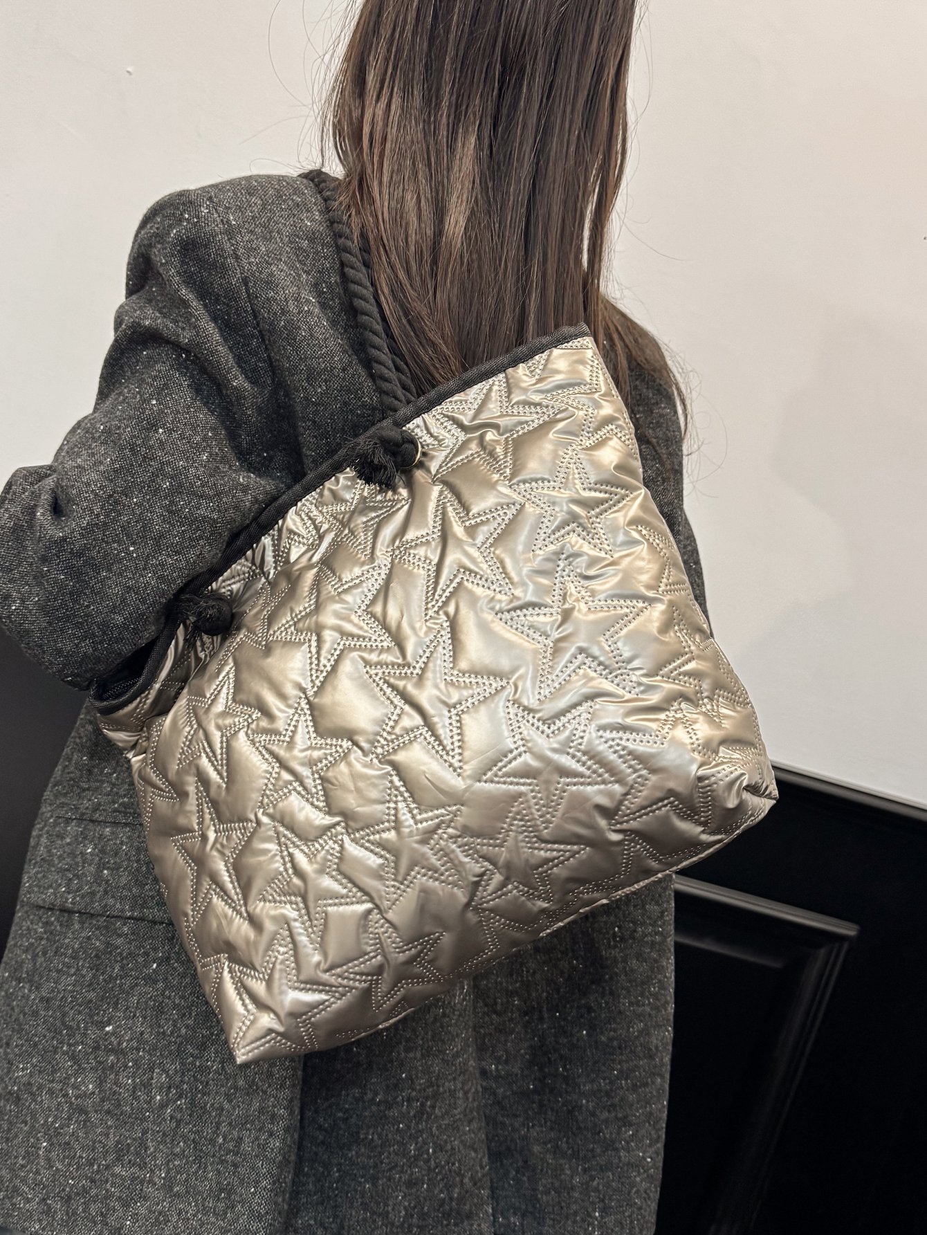 Quilted Star Pattern Shoulder Bag