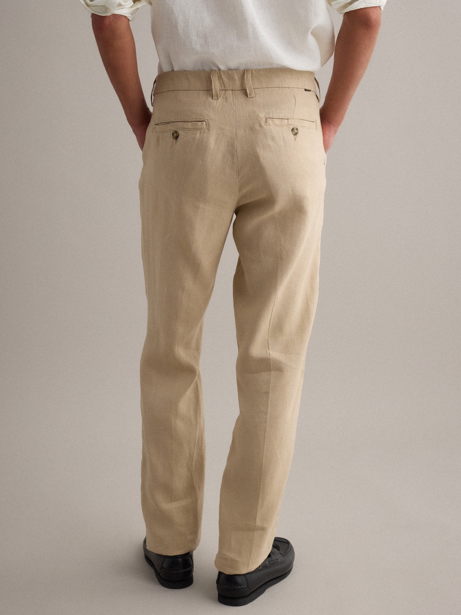 Men Solid Linen Chino Trousers