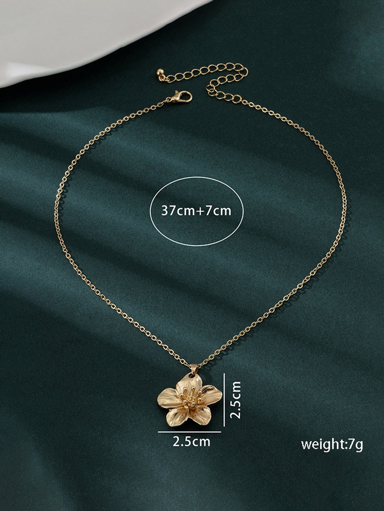 Golden Flower Pendant Chain Necklace