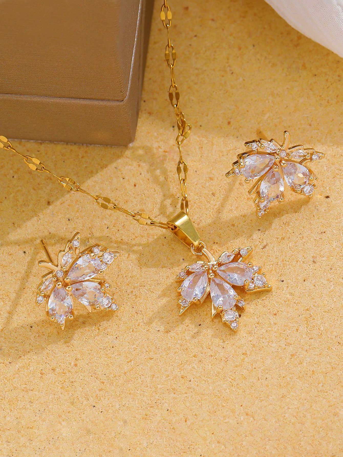 Gold Plated Maple Leaf Rhinestone Necklace and Earring Set
