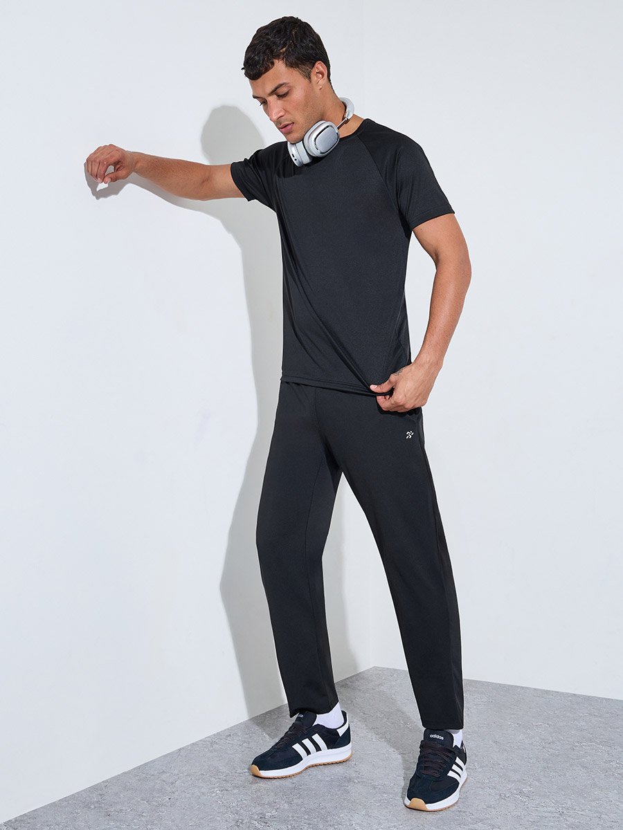 Men Black 4-Way Stretch Active Track Pants