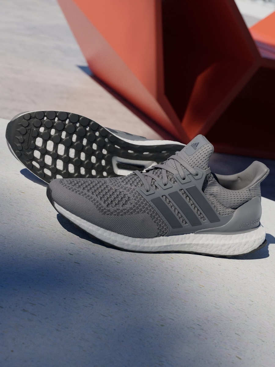 Ultraboost 1.0 Shoes