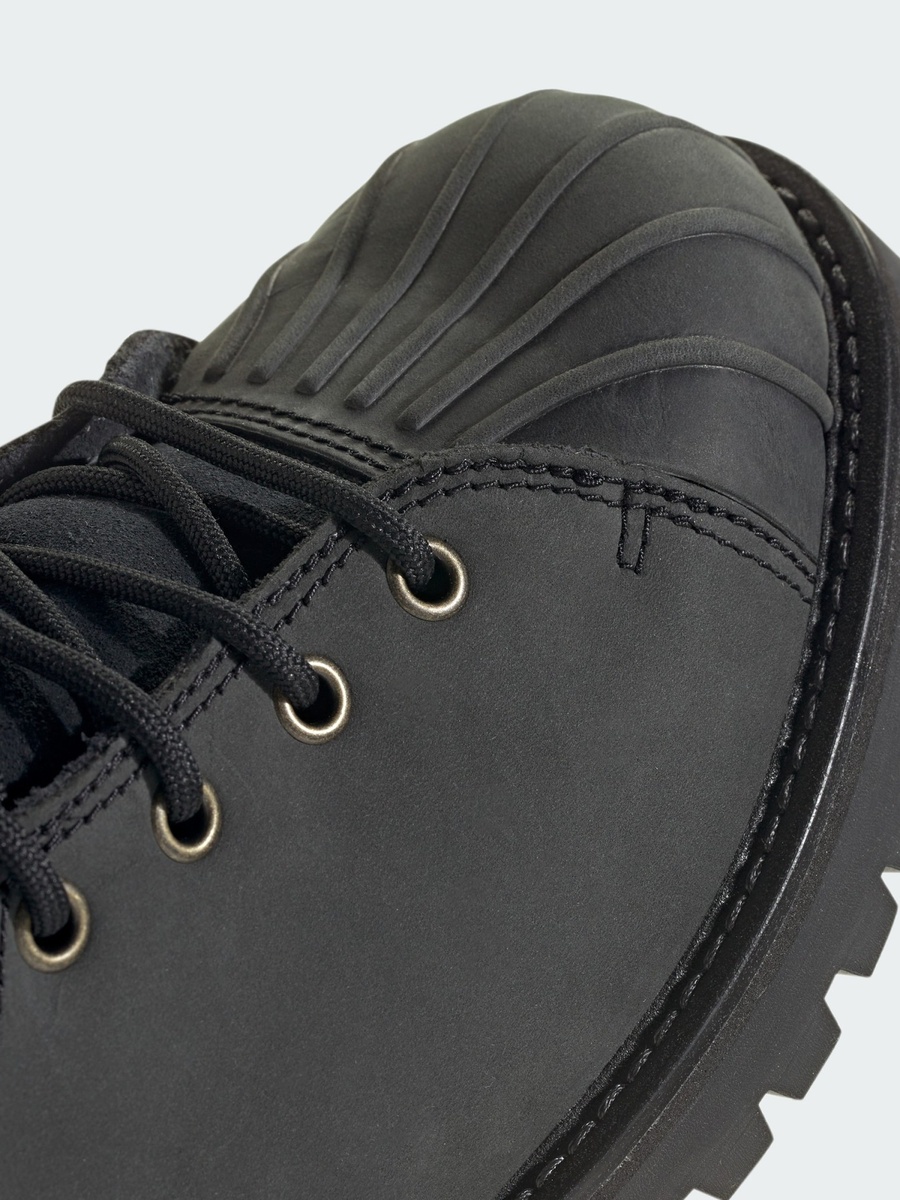 Superstar Boots