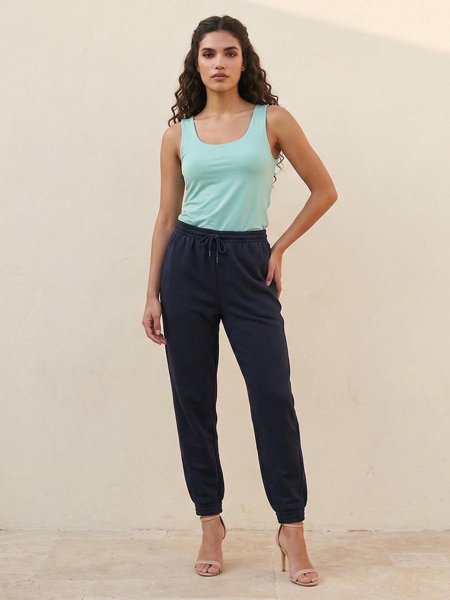 Regular Fit Tank Top with Scoop Neck