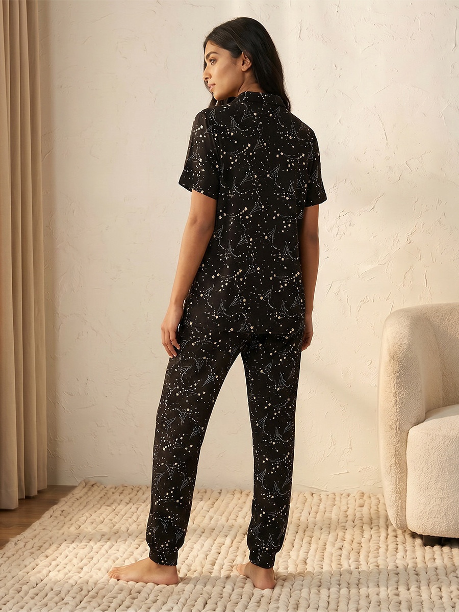 Pyjama Set with Printed Button-Down Shirt and Trousers