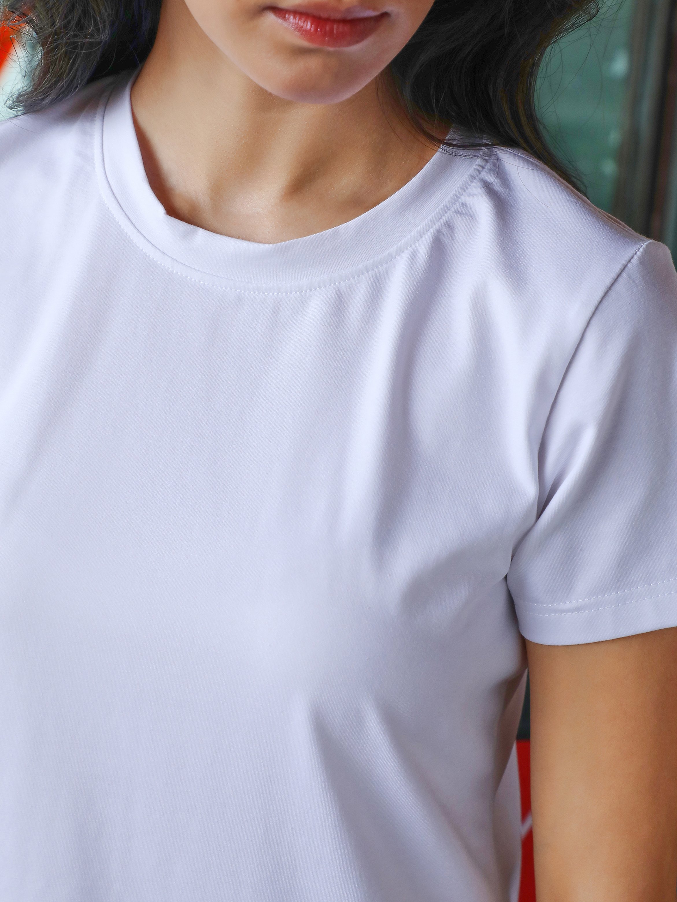 Powder White Solid Basic T-Shirt