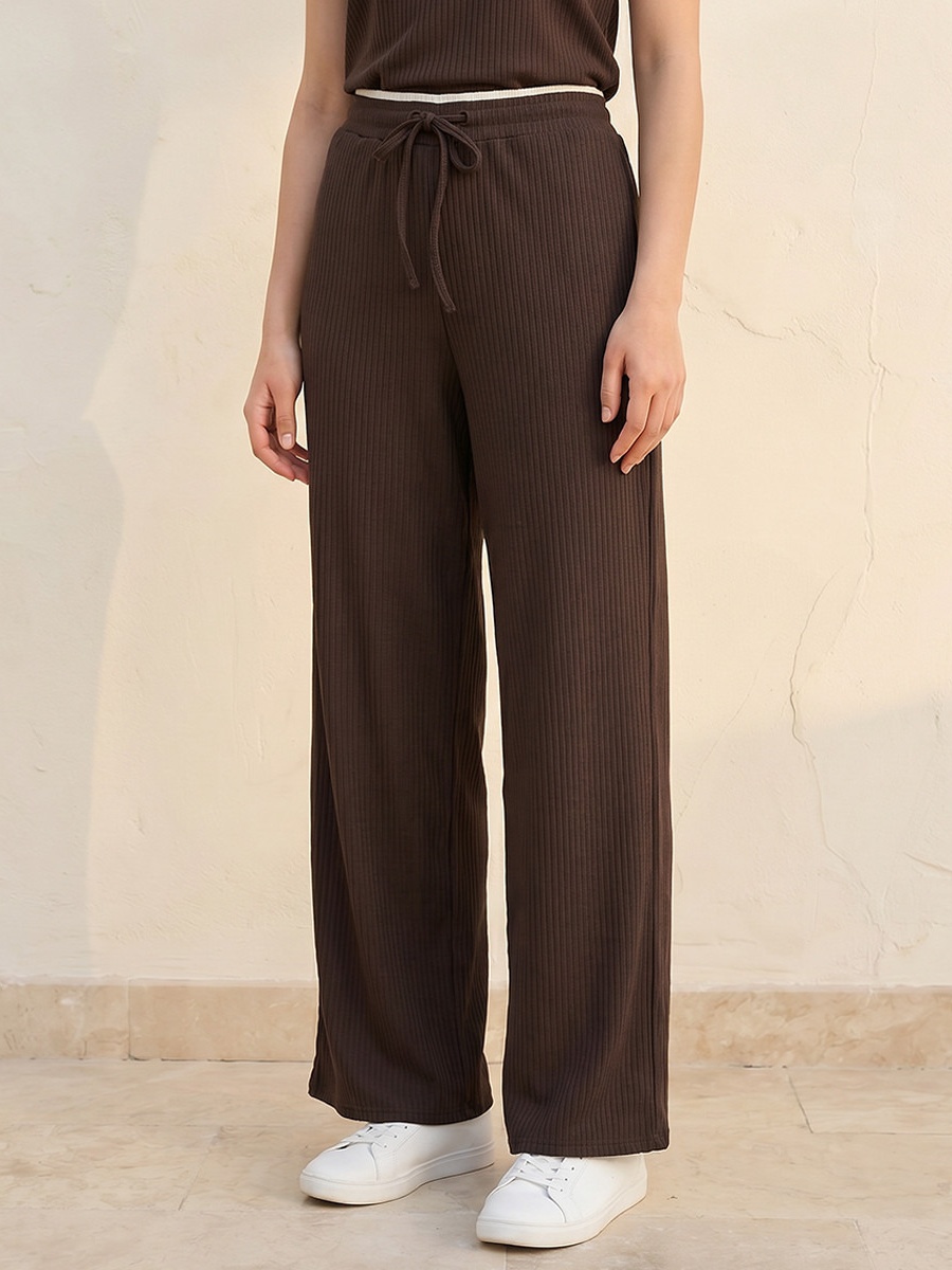 Mid-Rise Pants with Drawstring Closure