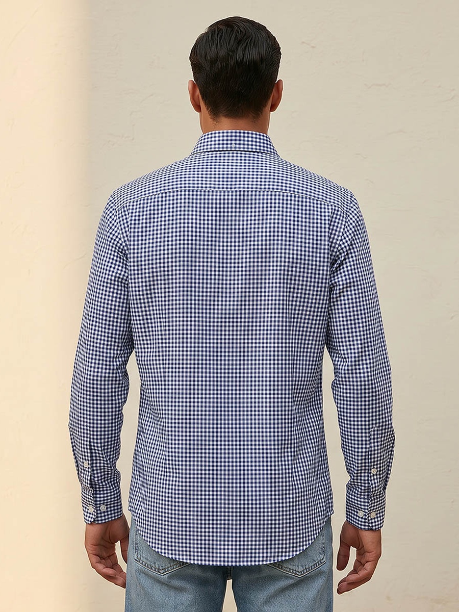 Men Regular Fit Button-Down Collar Checked Long Sleeves Shirt