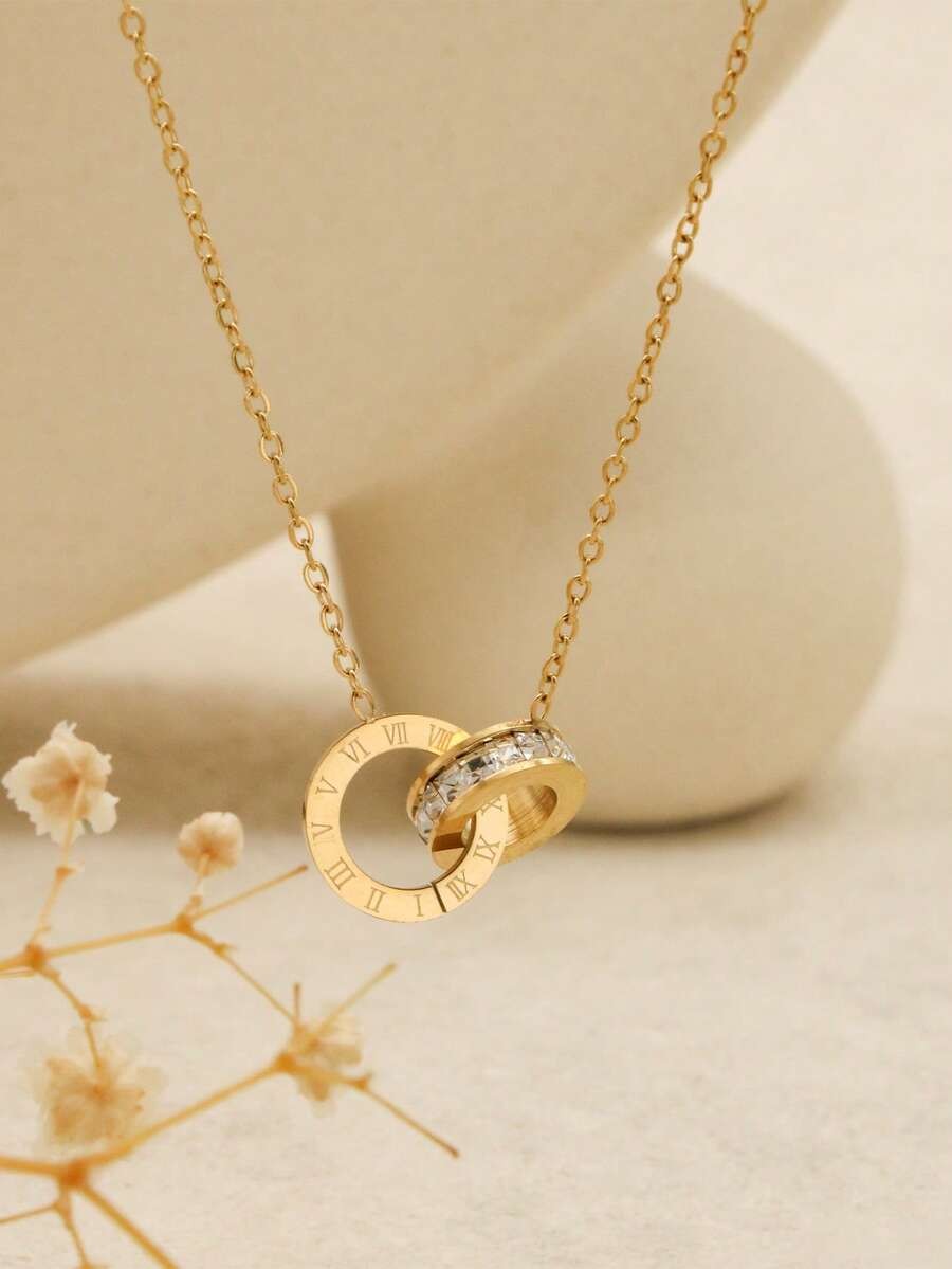 Gold Roman Numeral Pendant Necklace