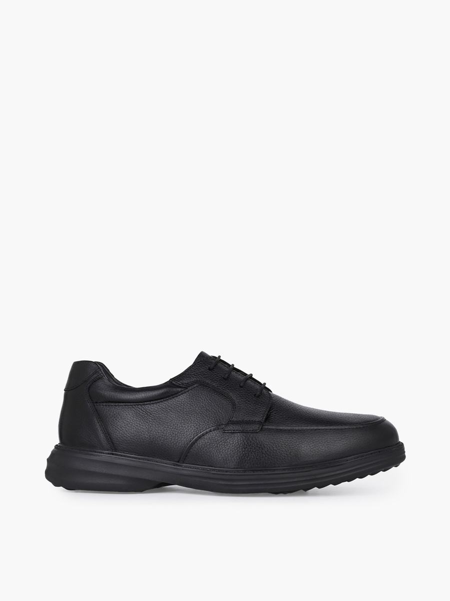 Men Lace-Up Derby Shoes