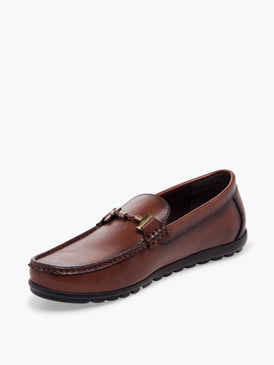 Men Metal Accent Slip-on Loafers