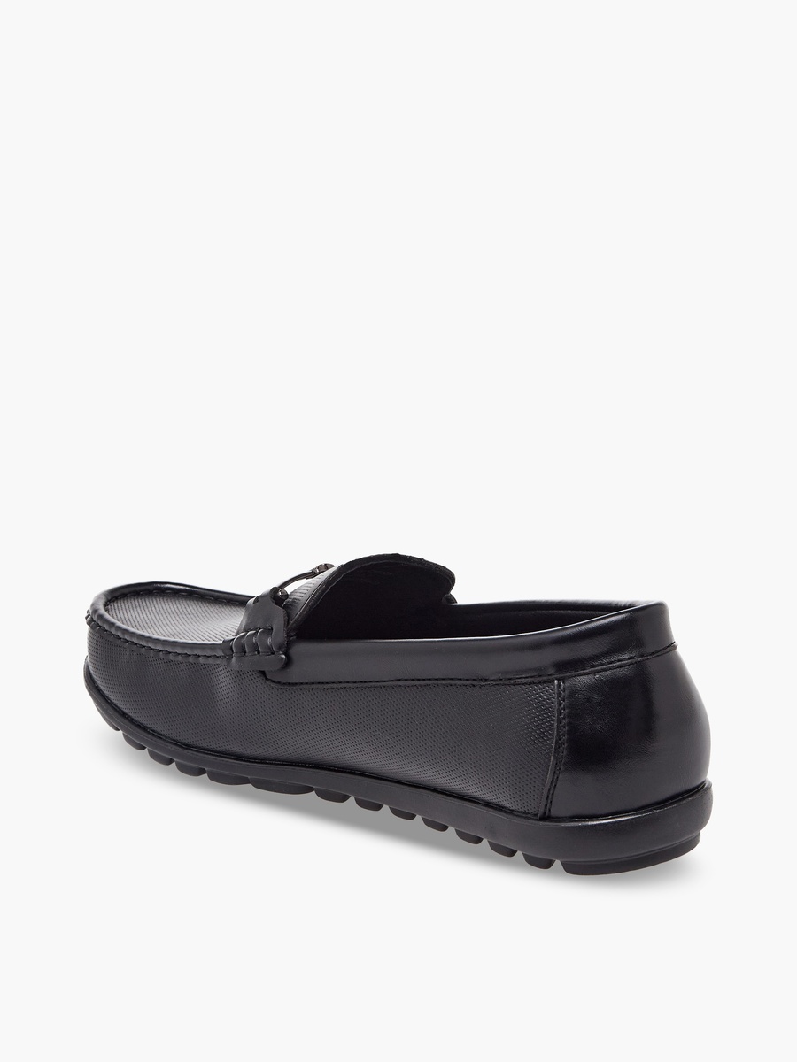 Men Textured Slip-On Loafers