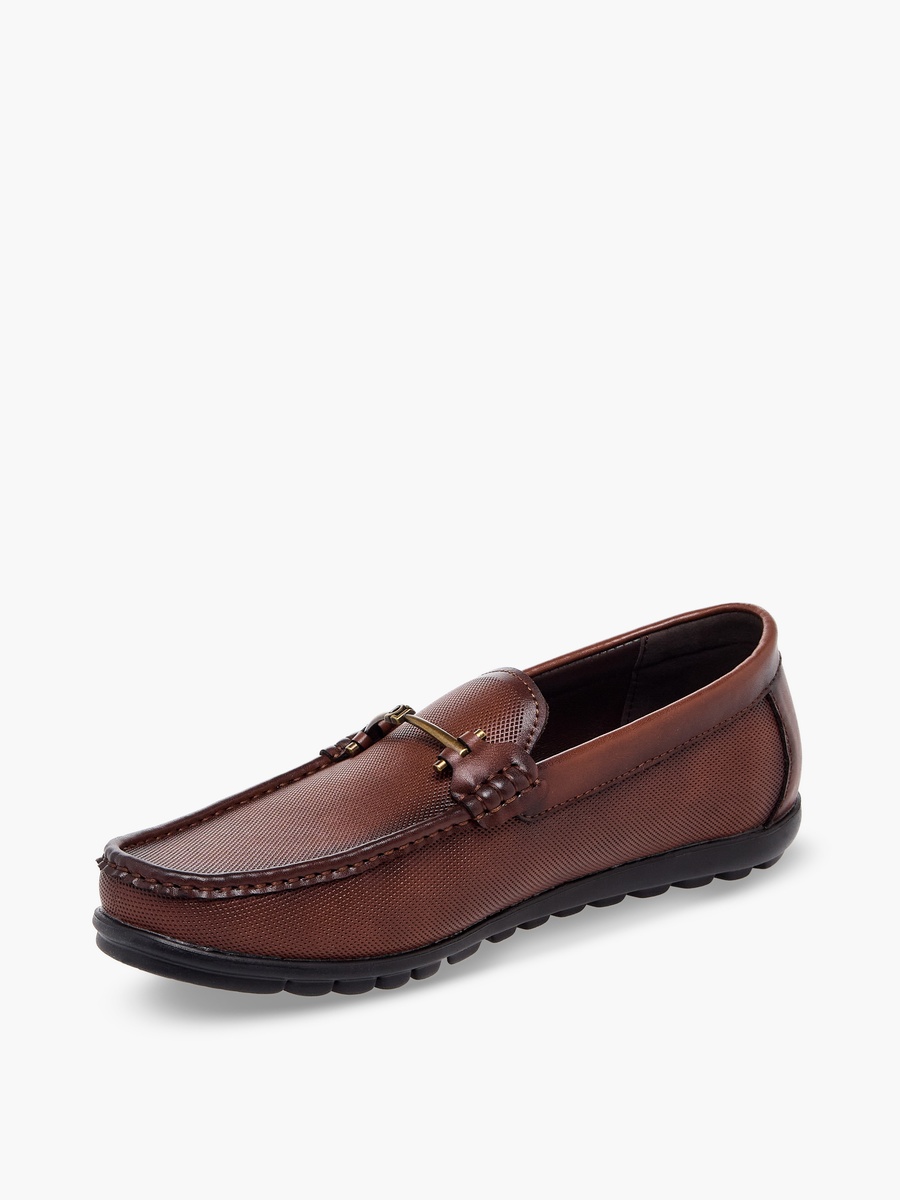 Men Textured Slip-On Loafers