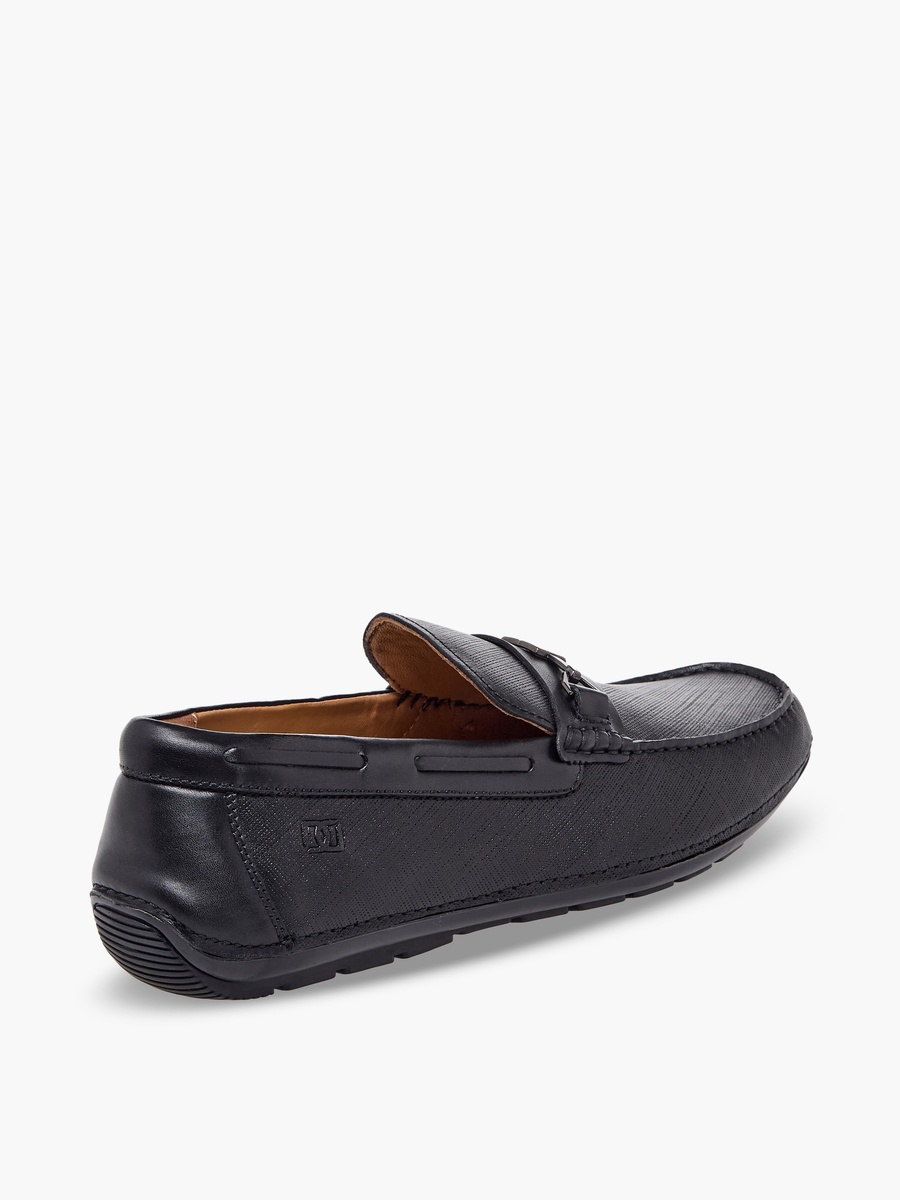 Men Textured Leather Slip-On Loafers
