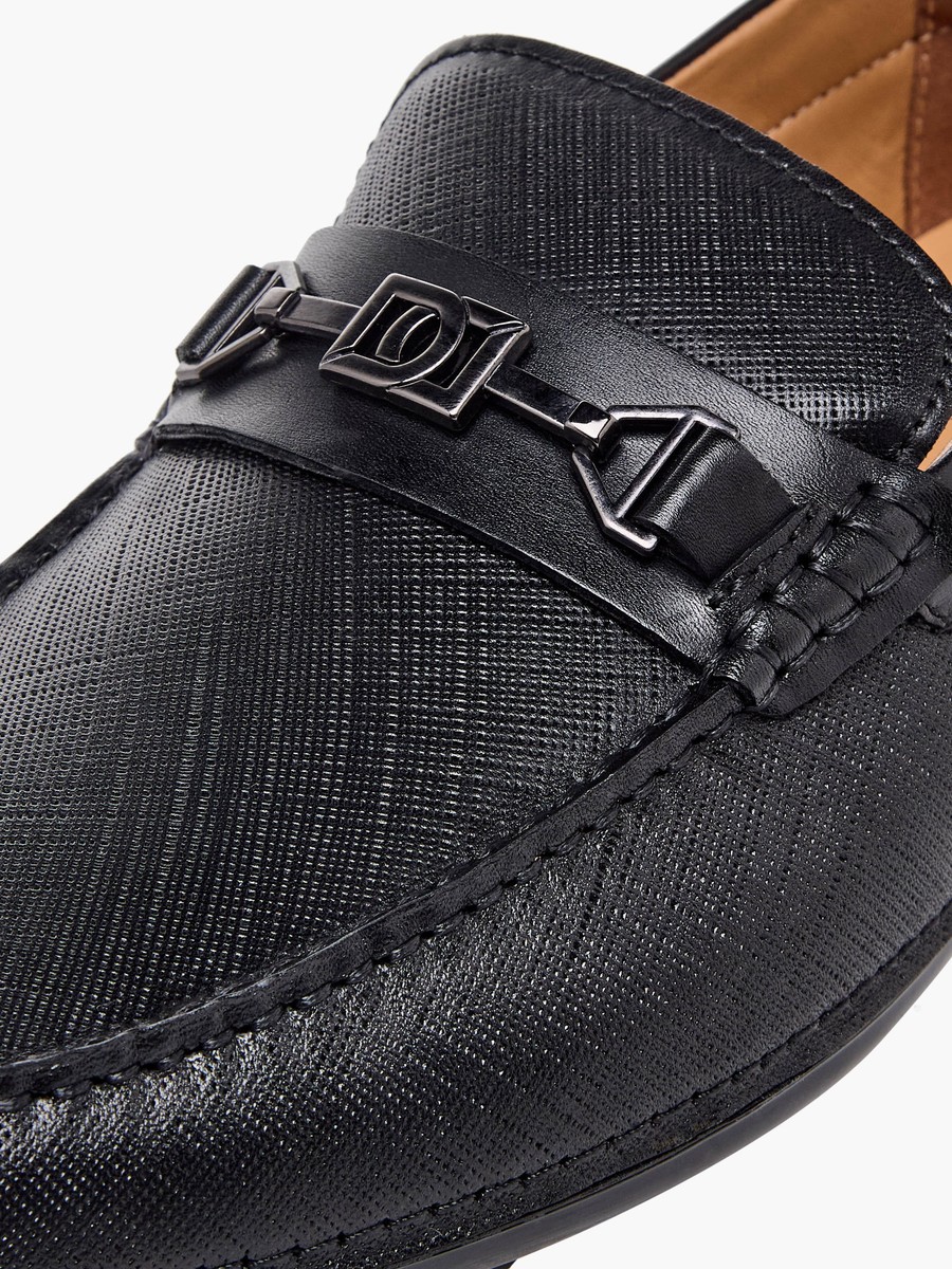 Men Textured Leather Slip-On Loafers