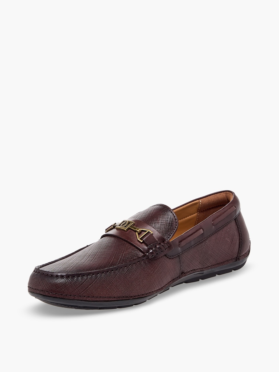 Men Textured Leather Slip-On Loafers
