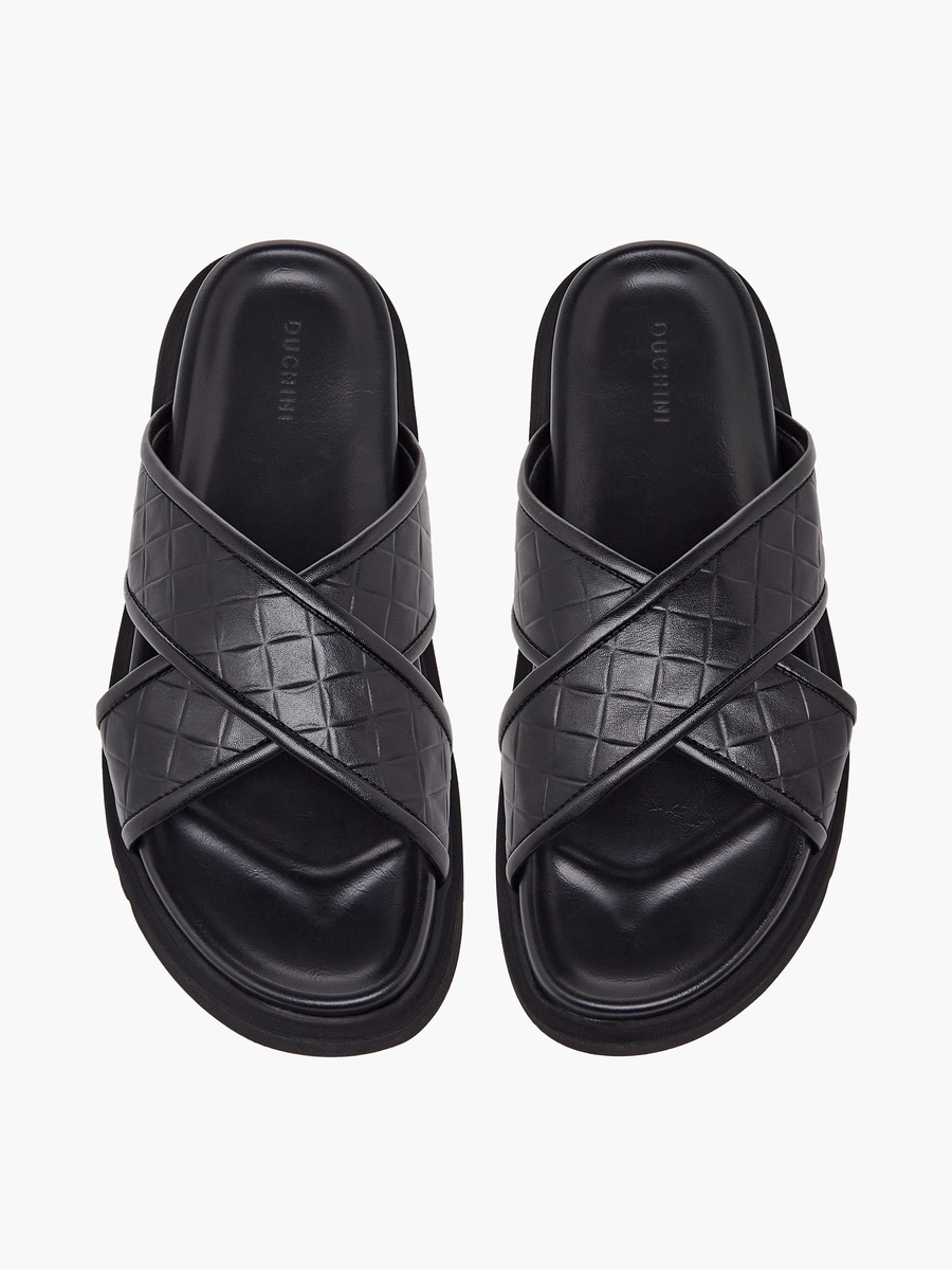 Men Quilted Criss-Cross Comfort Sandals