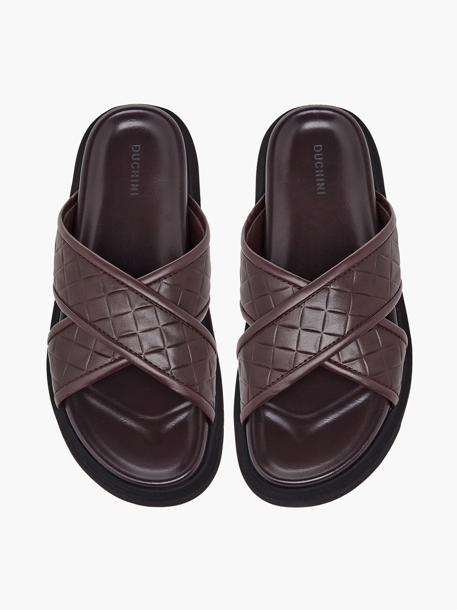 Men Quilted Criss-Cross Comfort Sandals