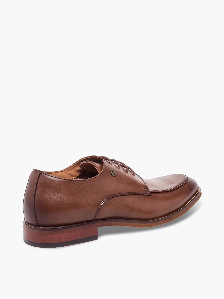 Men Lace-Up Derby Shoes